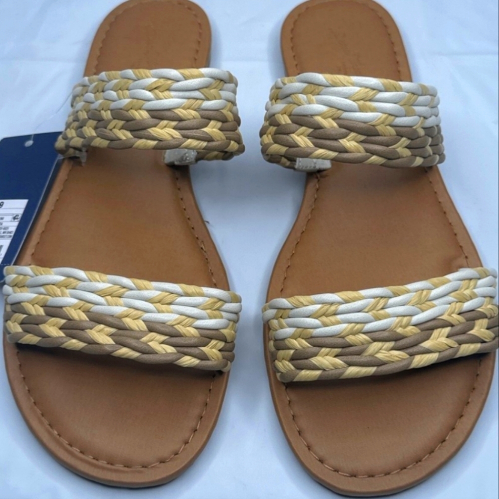 Universal Thread Multicolor Braided Sandals